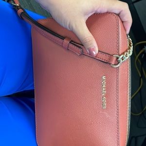Great purse super cute always got lots of compliments